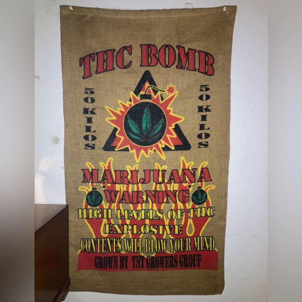 Authentic 420 Bag 50 Kilos/ Wall Art NEW